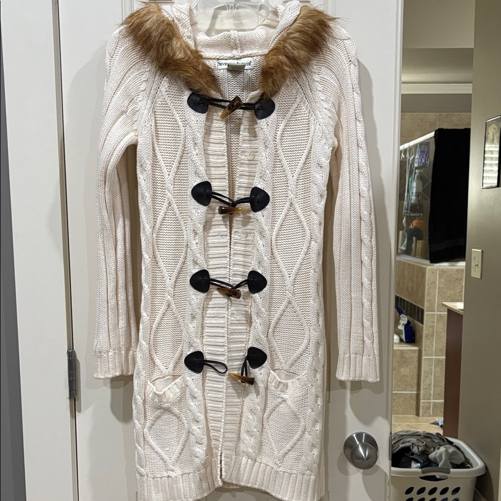 Cozy Cream Hooded Cardigan with Faux Fur Trim